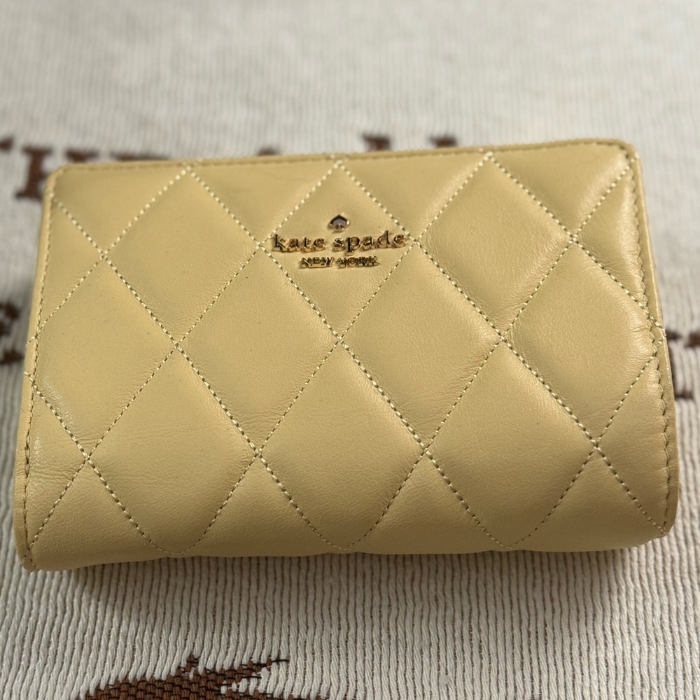 kate spade Carey Medium Compact BiFold Quilted Wallet - Butter Yellow - Picture 2 of 5